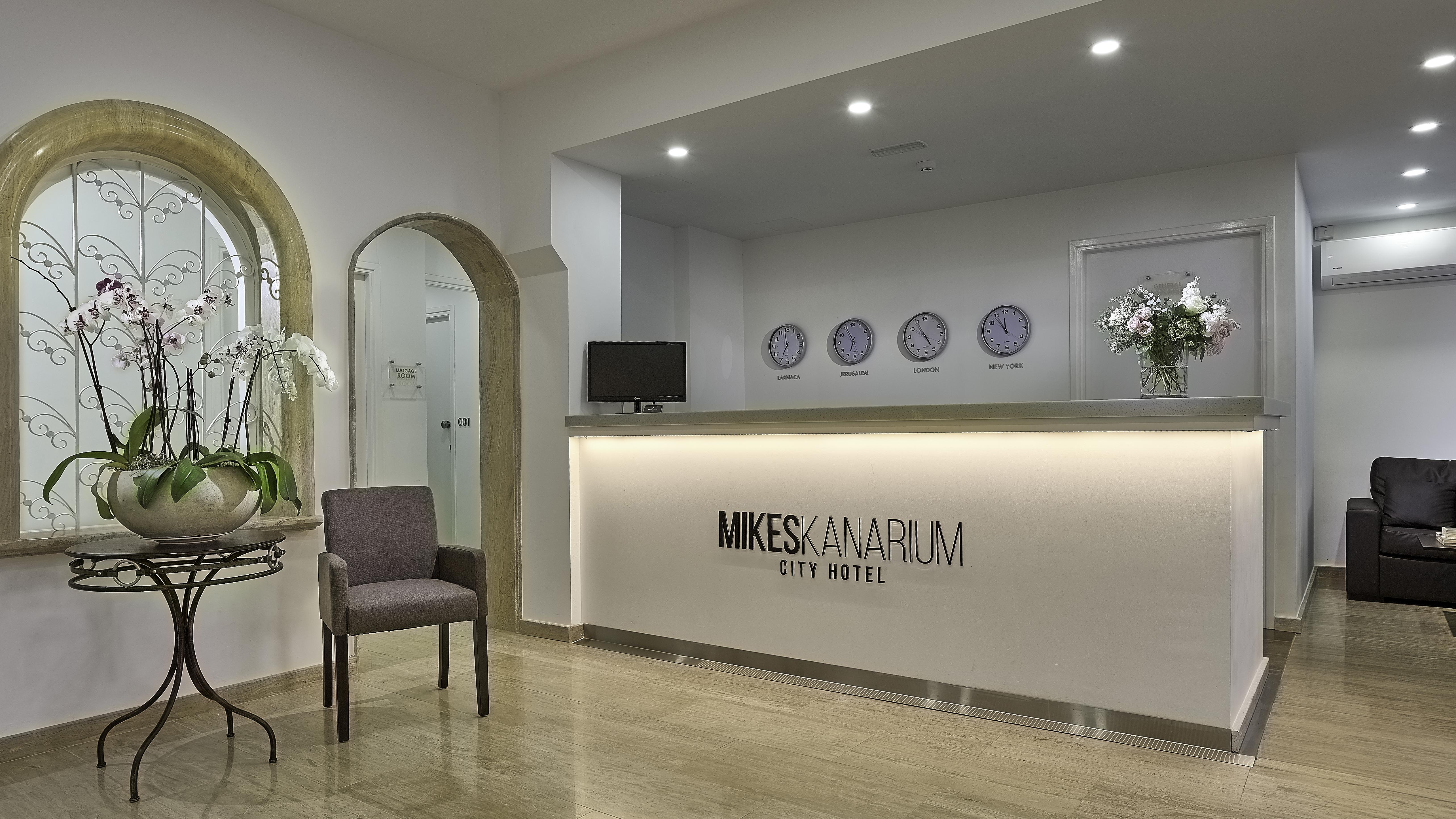 Mikes Kanarium City Hotel Ларнака Экстерьер фото