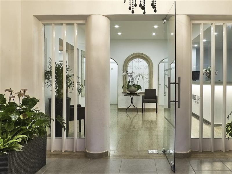 Mikes Kanarium City Hotel Ларнака Экстерьер фото